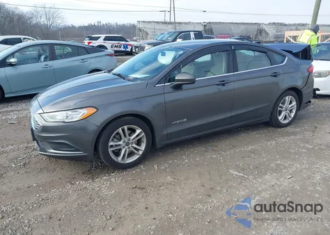 2018 Ford Fusion Hybrid S z USA, uszkodzony, nr VIN 3FA6P0UU6JR101005